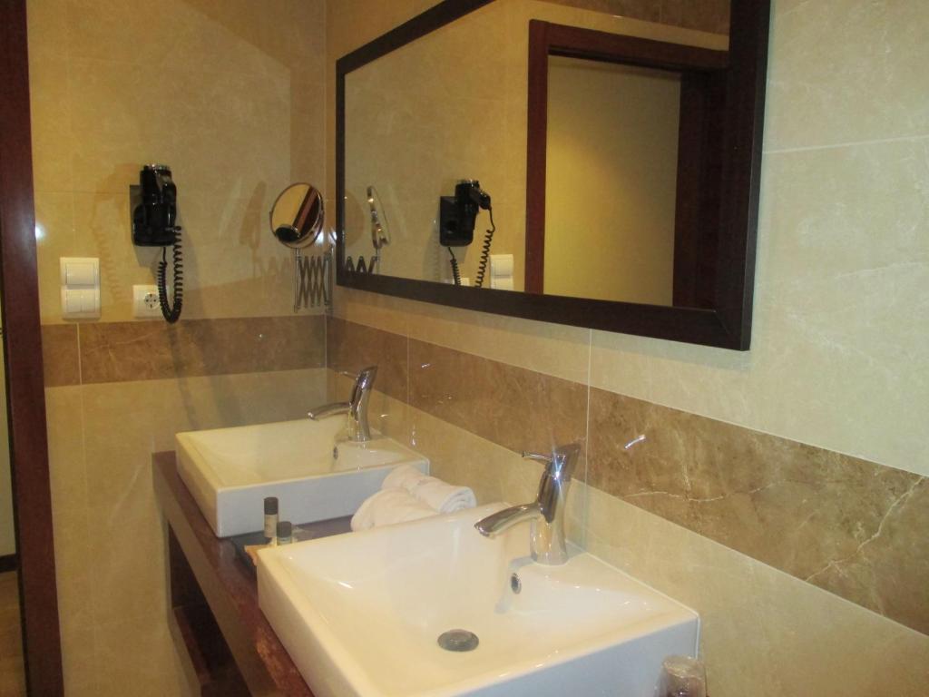 Hotel Do Vale Aguiar da Beira Cameră foto