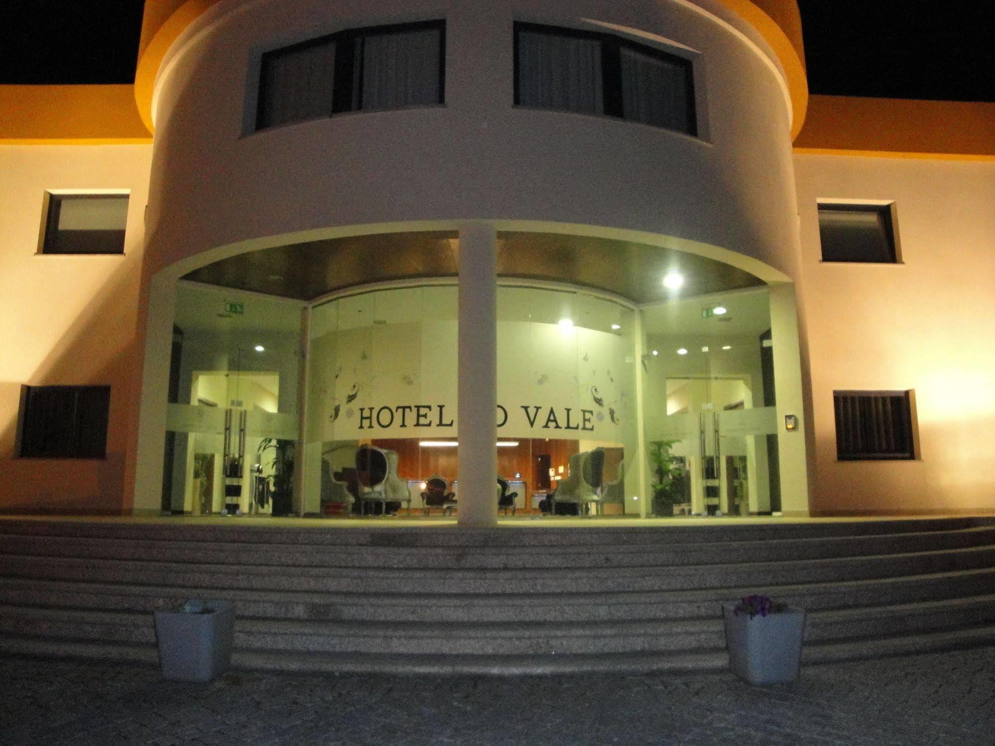 Hotel Do Vale Aguiar da Beira Exterior foto